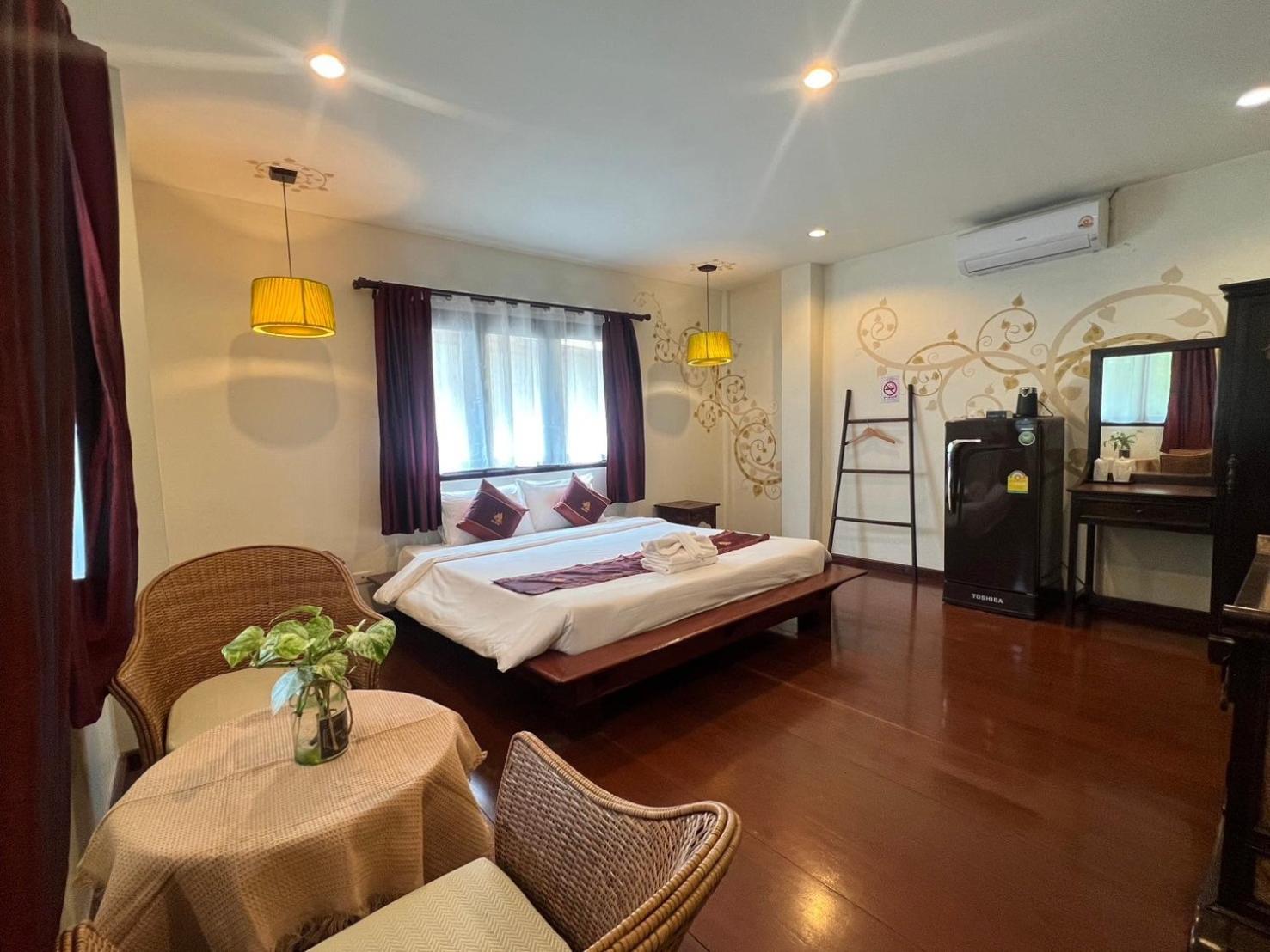 Отель Thapae Boutique House Чиангмай Экстерьер фото