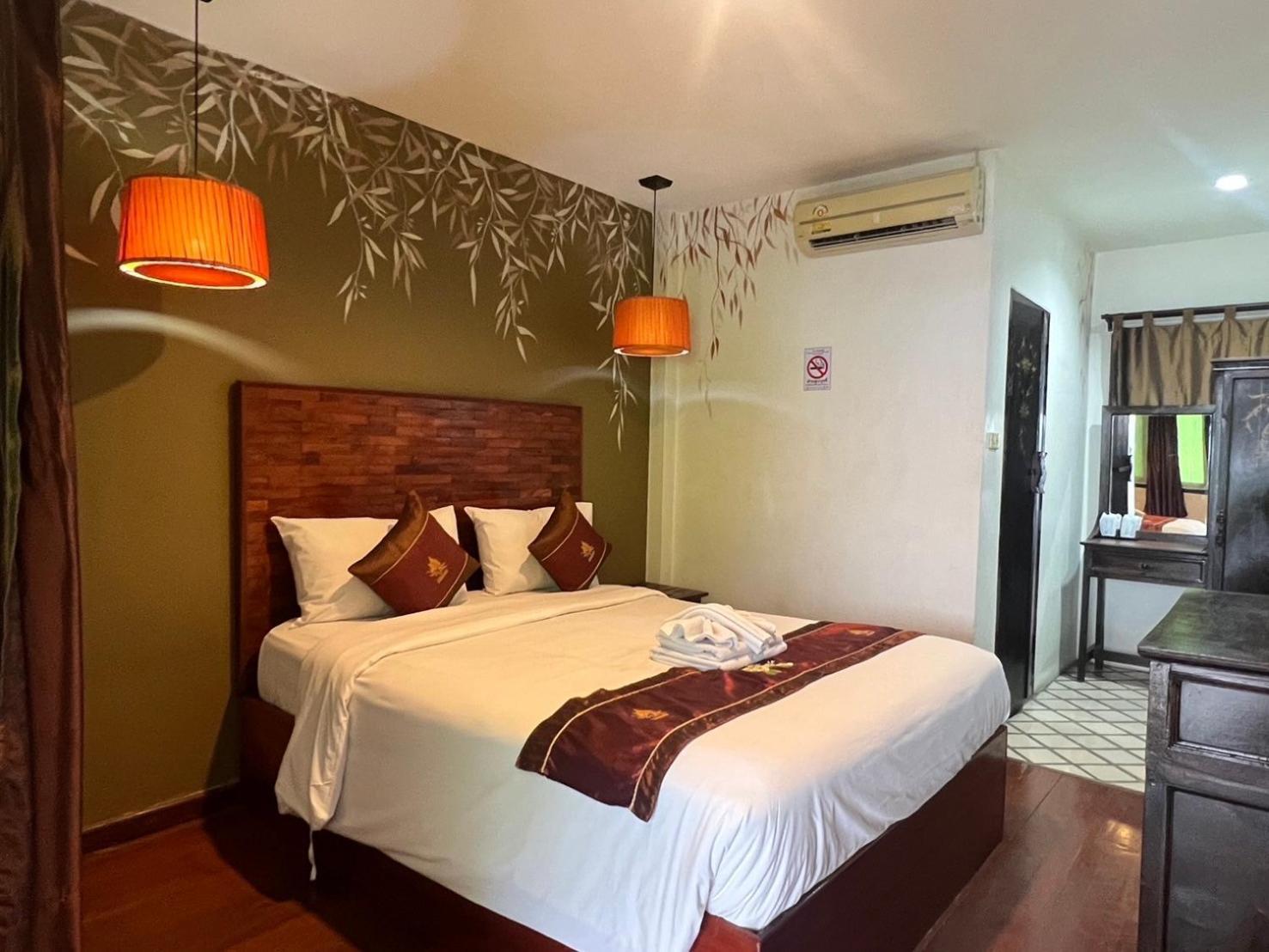Отель Thapae Boutique House Чиангмай Экстерьер фото